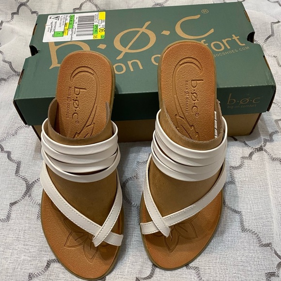b.o.c. Shoes - b.o.c. Women's White and Tan SandalsAlisha size 9 NWT